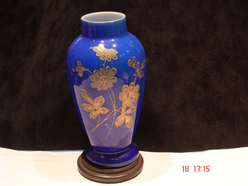 E75 Antike Vase aus England